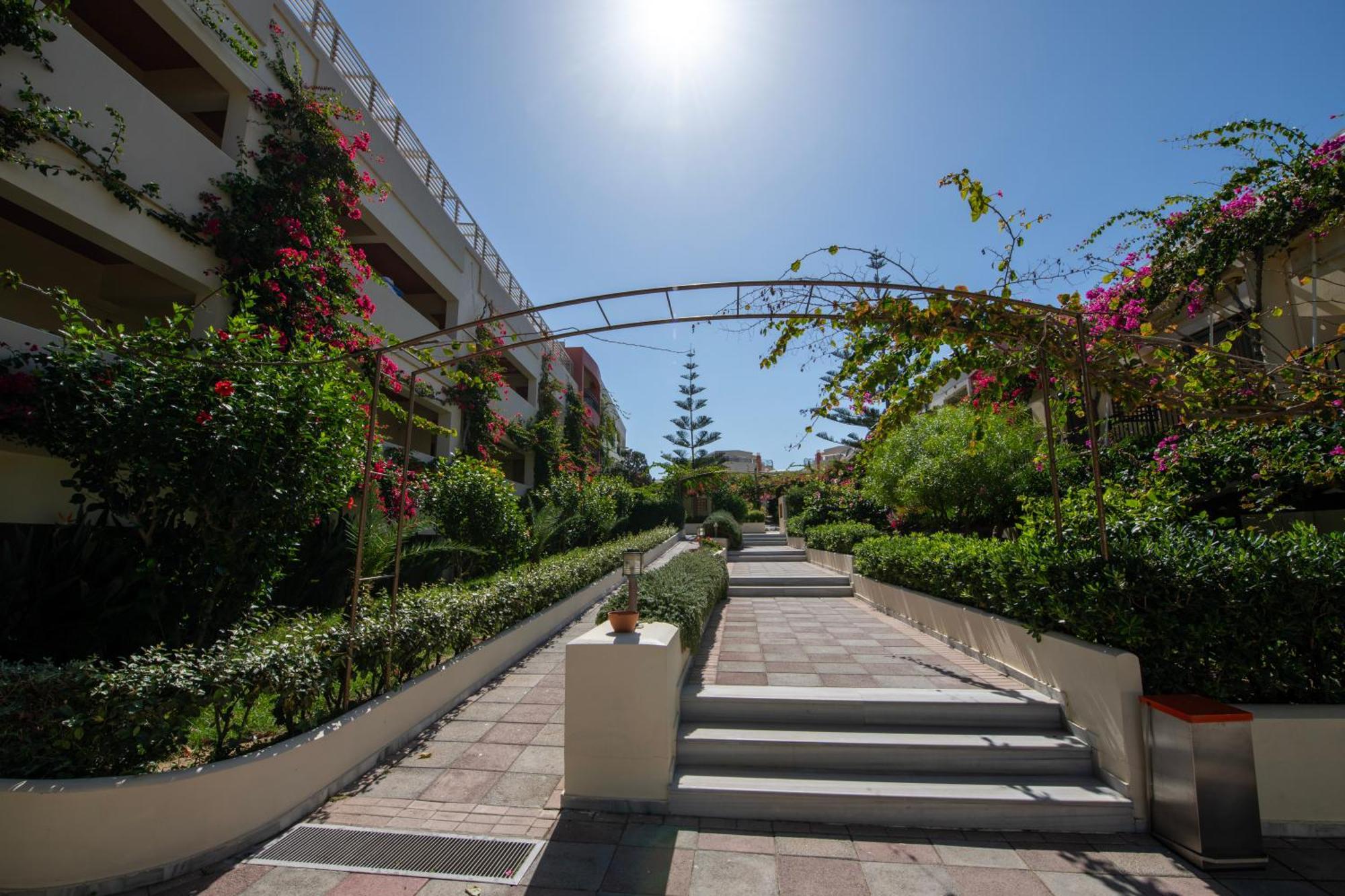 Hydramis Palace Beach Resort 게오르기우폴리스 외부 사진